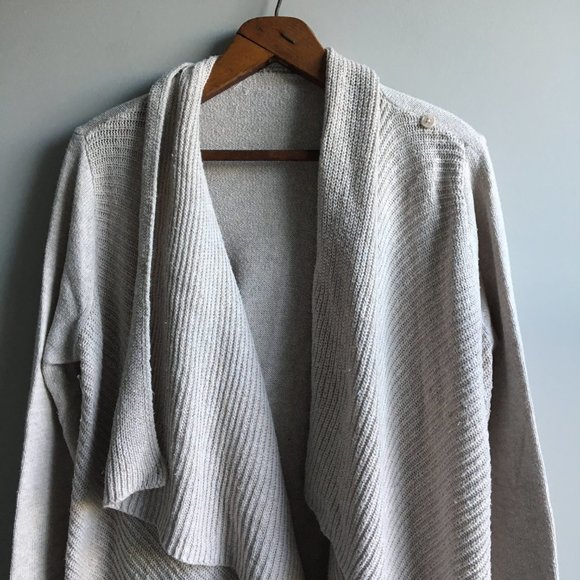 Oatmeal waterfall front cardigan wrap with button - Picture 3 of 16